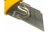 Нож Stanley DYNAGRIP c 25мм лезв. отл. с 180*25 Арт. 0-10-425