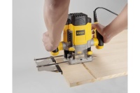 Фрезер Stanley SRR1200 1.2кВт 6/8мм 55мм 8000-27000об/мин Арт. SRR1200-RU