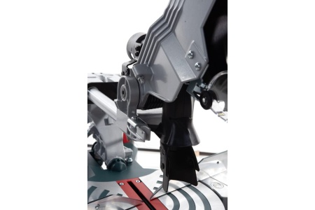 Пила торцовочная BOSCH GCM 800 SJ 1.4кВт 216х30мм гл. 70мм дл. 270мм Арт. 0601B19000