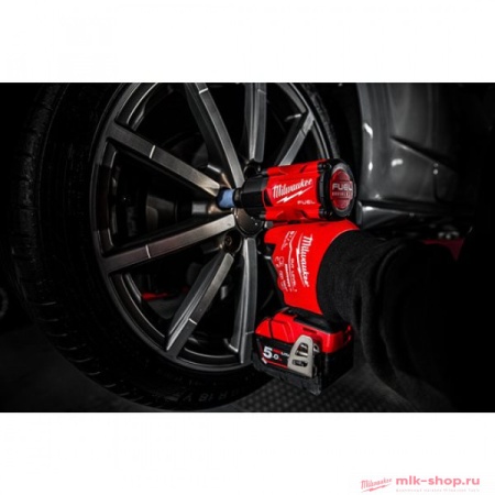 Аккумуляторный среднемоментный ударный гайковерт Milwaukee M18 FUEL FMTIW2P12-502X Арт. 4933478453