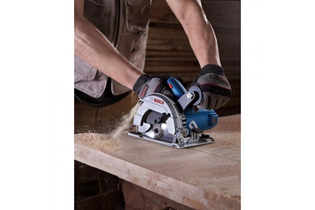 Пила дисковая BOSCH GKS 600 1200Вт, 165мм, 55мм  глубина пропила Арт. 06016A9020