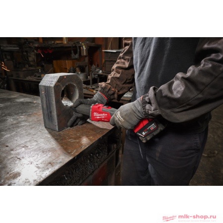 Аккумуляторная прямая шлифовальная машина Milwaukee M18 FUEL FDGRB-502X Арт. 4933480954