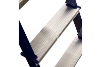 Стремянка металл. 4 ступ. 82см Алюмет Арт. М8404