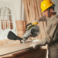 Пила торцовочная Stanley STSM1510-RU 1.5кВт 254х30мм гл. 70мм дл. 140мм Арт. STSM1510-RU