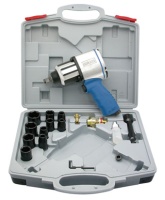 Пневмогайковёрт Sumake ST-M3007K с набором головок