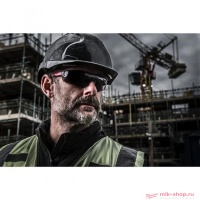 Очки защитные Milwaukee ENHANCED с покрытием AS/AF, затемненные Арт. 4932478764