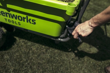 Ручная самоходная тележка  GREENWORKS (без акб. и з.у)