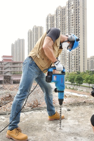 Перфоратор DongCheng DZC45 SDS-max 1500Вт 15Дж 2 реж. Арт. DZC45