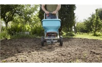 Разбрасыватель-сеялка Gardena разб. мин. 1.5м мас 6м 18л Арт. 00436-20.000.00