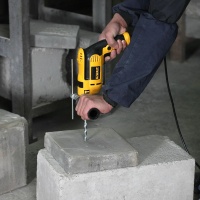 Дрель уд. DeWALT DWD 024 750Вт 13мм ЗВП Арт. DWD024-KS