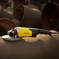 УШМ Stanley STGL2223-B9 230мм 2200Вт Арт. STGL2223-RU