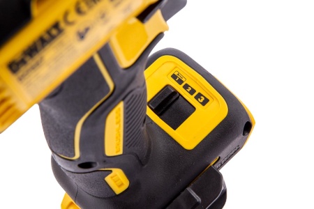 Шуруповерт акк уд DeWALT DCF887N 18V Li-Ion 205Нм подсвет. бесщет. без акк и ЗУ Арт. DCF887N-XJ