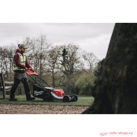 Аккумуляторная газонокосилка Milwaukee M18 FUEL F2LM53-0 Арт. 4933479584
