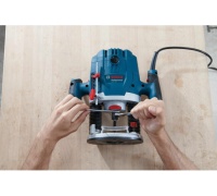 Фрезер BOSCH GOF130 1.3кВт 6/8мм 55мм 11000-28000об/мин Арт. 06016B7000