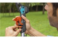 Ручка телескопическая 210-390 см для комбисистемы Gardena Арт. 03721-20.000.00