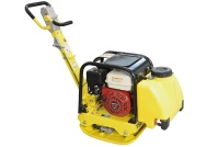 Виброплита реверсивная TSS-CP- 80T (гидравлический привод)