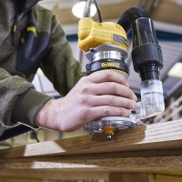 Фрезер DeWALT D26200 900Вт 6/8мм 55мм 16000-27000об/мин пл. пуск Арт. D26200-QS