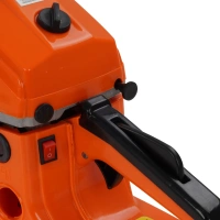 Бензопила Brait BR 52-18B 2,1кВт/3.3л.с 18" 49,3см. 0,325" 72зв Арт. 01.01.022.001