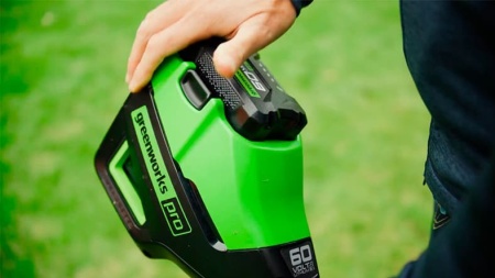 Триммер Greenworks GD60BCB Gen 2, 60v, 40 см, без АКБ и ЗУ (аккумуляторный, нож)